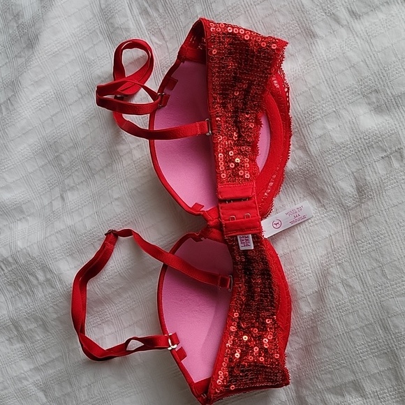 VS PINK red sequins bra - Picture 2 of 6